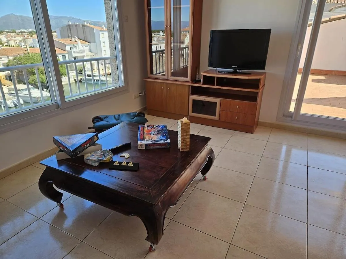 Apartamento Appartement Vue Sur Les Canaux Ampuriabrava
